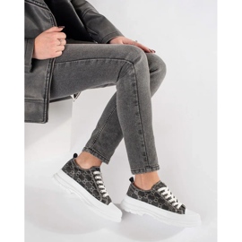 Černé tenisky na platformě s dekoracemi černý 2