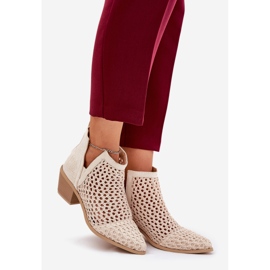 Vysoké podpatky žen s výřezy a jasné béžové copánky béžový 1