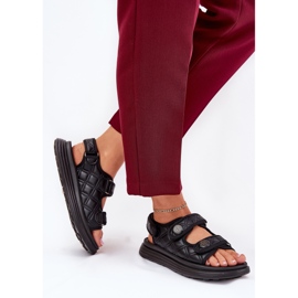 Dámské sandály s dekorativními detaily na suchý zip černá 2 Dámské sandály s dekorativními detaily na suchý zip černá 2