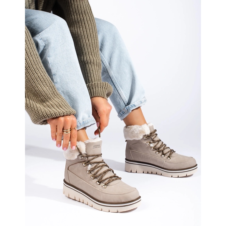 Dámské trapery na platformě béžový 1