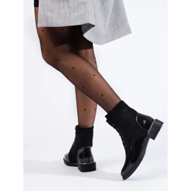 Černé dámské šněrovací pracovní boty Shelovet černá 2