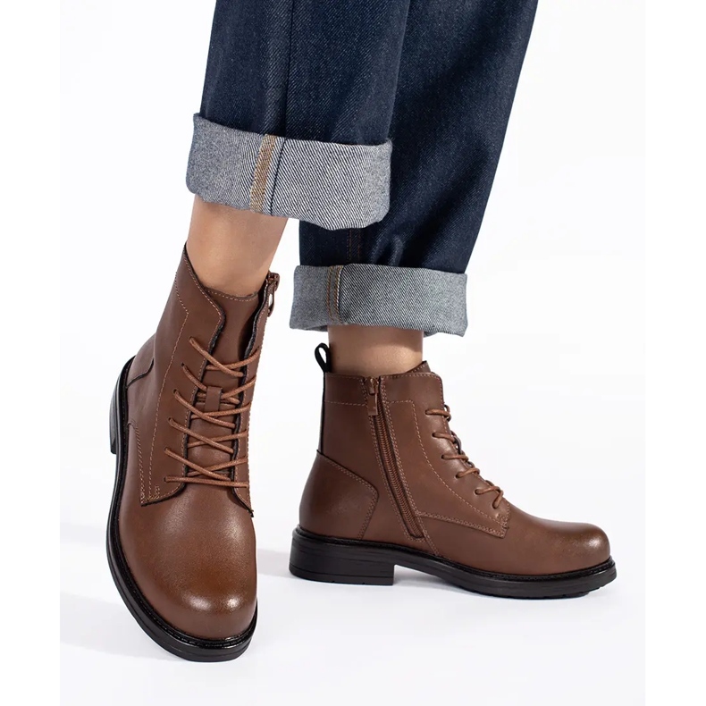 Hnědé dámské kožené šněrovací kotníkové boty značky Sergio Leone hnědý 1