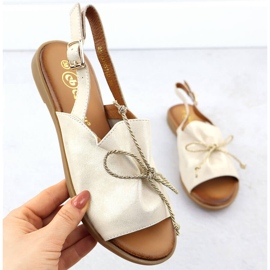 Cambell Dámské kožené sandály Camell SZ00657 zlatý 1