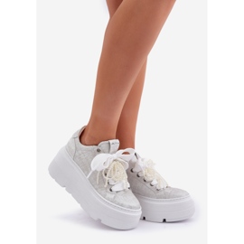 Kožené tenisky na stříbrné platformě Chebello 4658 stříbrný 1