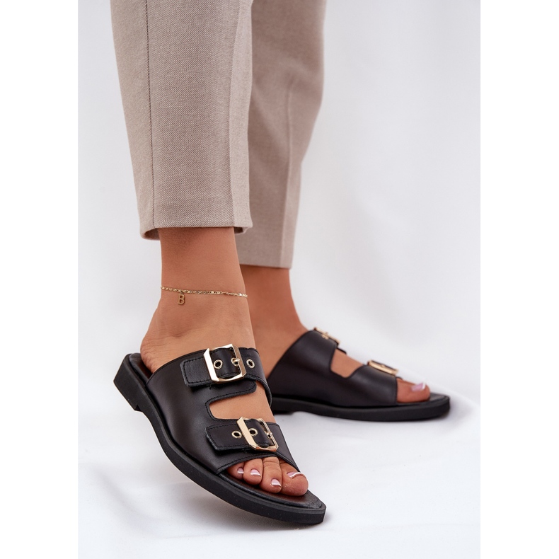 Kožené ploché žabky se Zazoo 3020 Černé svorky černá 2 Kožené ploché žabky se Zazoo 3020 Černé svorky černá 2