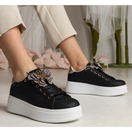 Černé tenisky zdobené motýlem se zirkony černá 1 Černé tenisky zdobené motýlem se zirkony černá 1