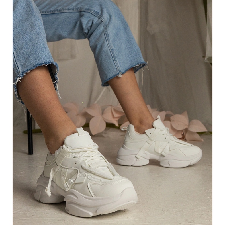 Dámské bílé tenisky masivní sporty bílý 1