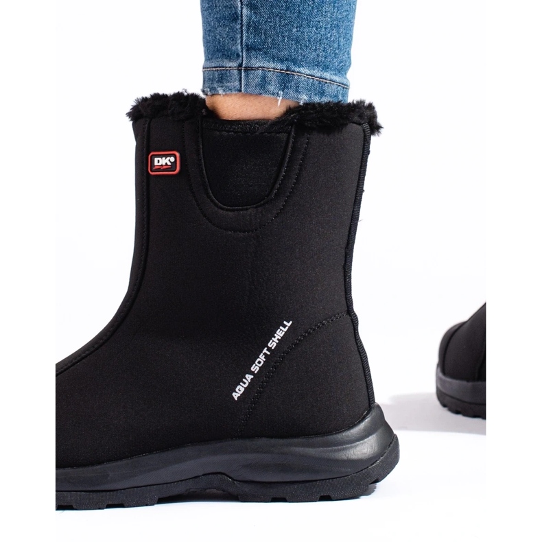 Dámské vysoké trekové boty DK, zateplené kožíškem černá 1
