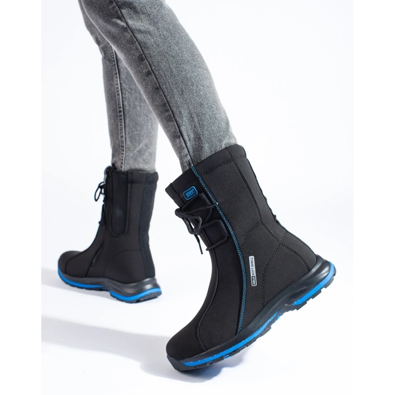 Dámské trekové boty s kabátkem z ovčí kůže DK černá 1