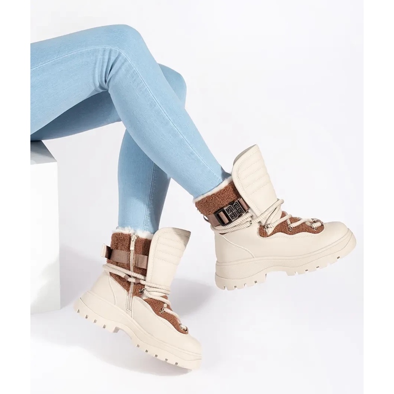 Seastar Béžové dámské sněhule s kožíškem na silné podrážce béžový 2