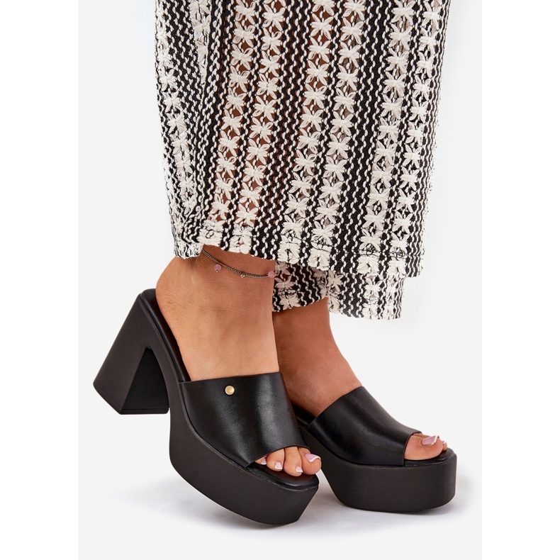 Dámské kožené pantofle na sloupku a platformě černé černá 1