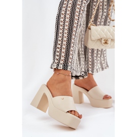 Dámské ekologické kožené pantofle na platformě a lehkých žebrák béžový 2