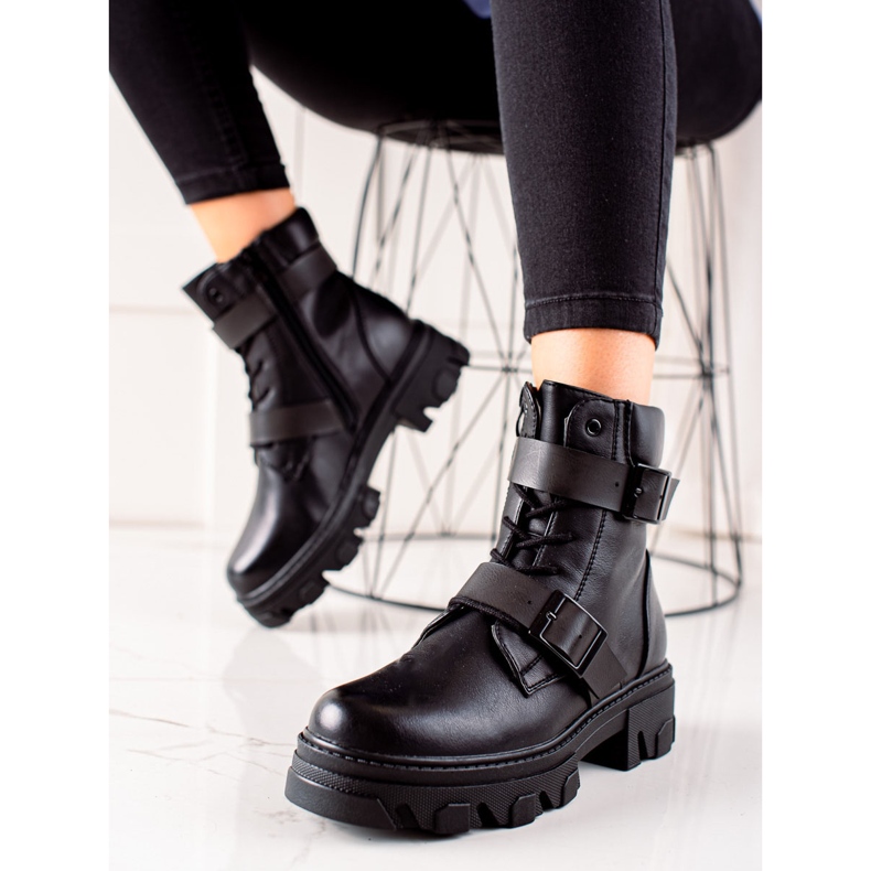 Dělníci s černými přezkami černá 2