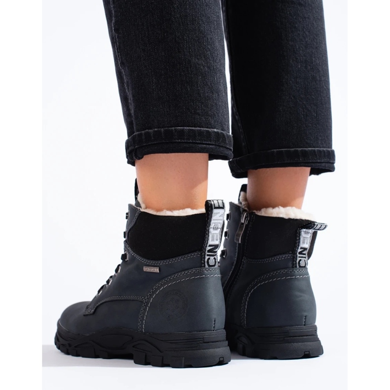 Goodin Sportovní Black Trappers černá 1