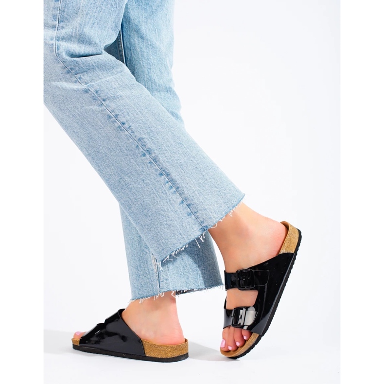 W. Potocki Lakované pantofle Potocki černá 2