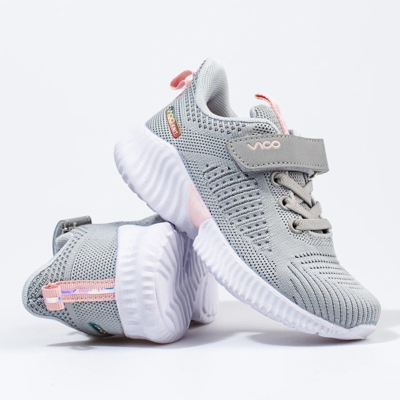 Vico dětské prolamované světle šedé tenisky šedá 1