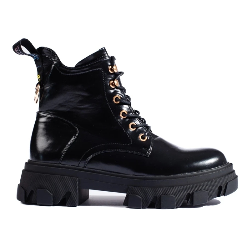 Dámské lakované kotníkové boty se silnou podrážkou černá 2