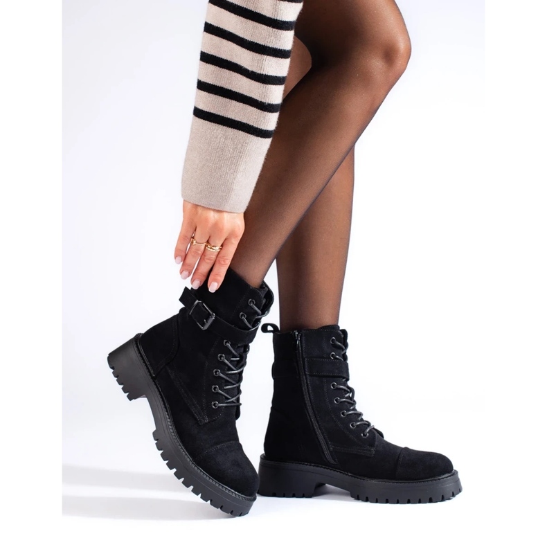 Semišové dámské taštičky s přezkou černá 2