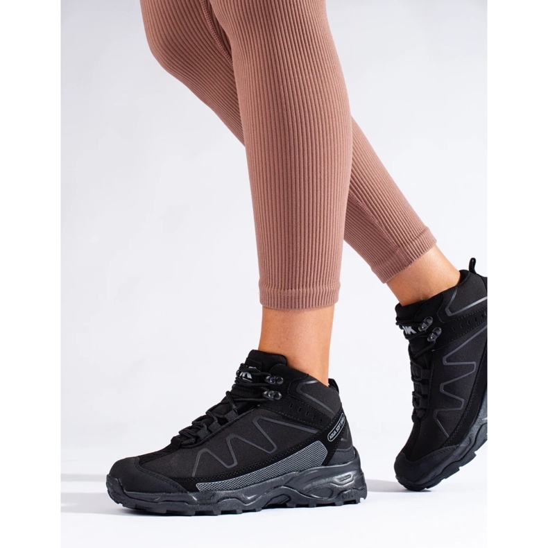 Sportovní trekingové dámské boty s vysokým svrškem DK černé černá 1 Sportovní trekingové dámské boty s vysokým svrškem DK černé černá 1
