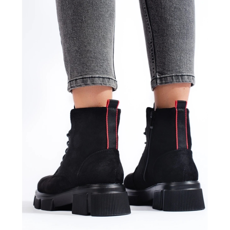 Dámské lehké semišové kotníkové boty na šněrování černá 1