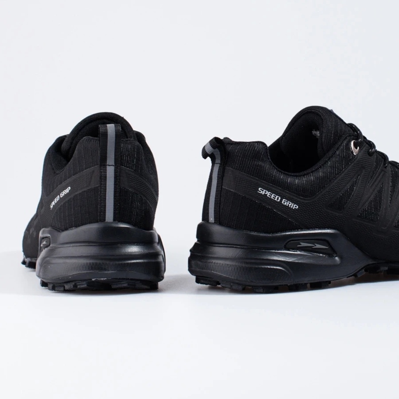 DK trekové boty černý 1