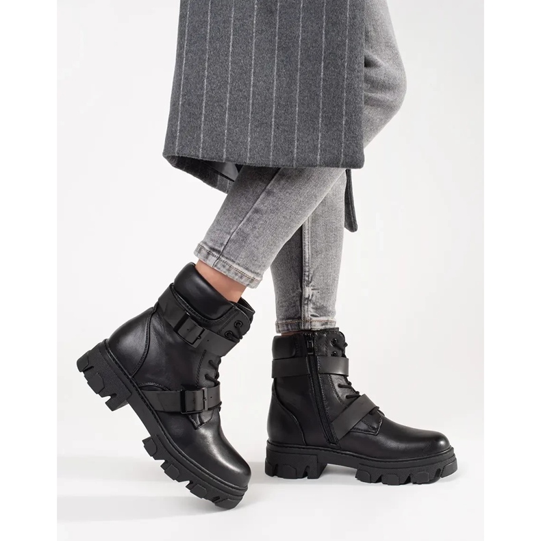 Dělníci s černými přezkami černá 2