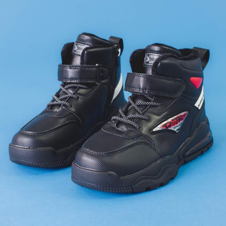 Černé zateplené kotníkové boty pro kluky černá 1