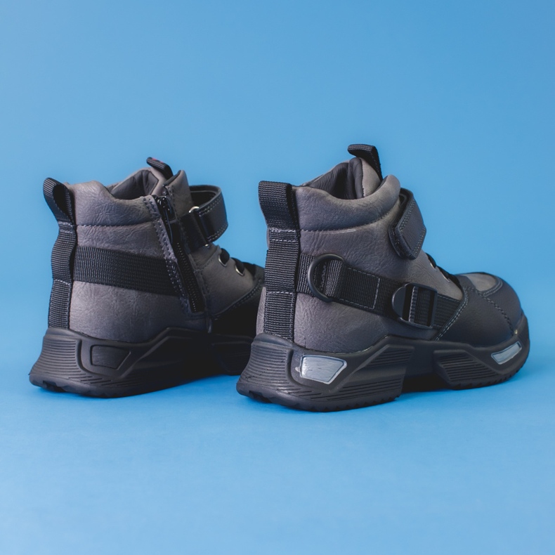 Šedé chlapecké kozačky šedá 1