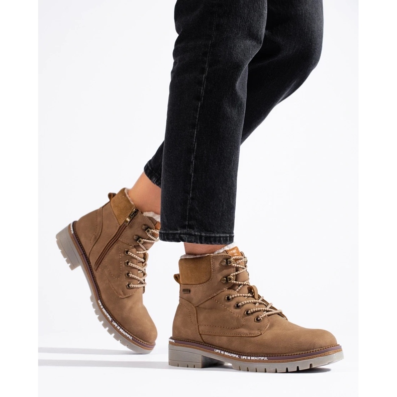 Dámské hnědé turistické boty hnědý 1