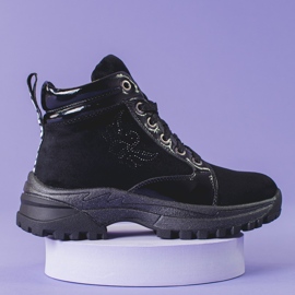 Černé dívčí kozačky se silnou podrážkou černá 1