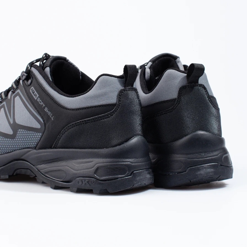 DK šedé pánské trekové boty černý 1