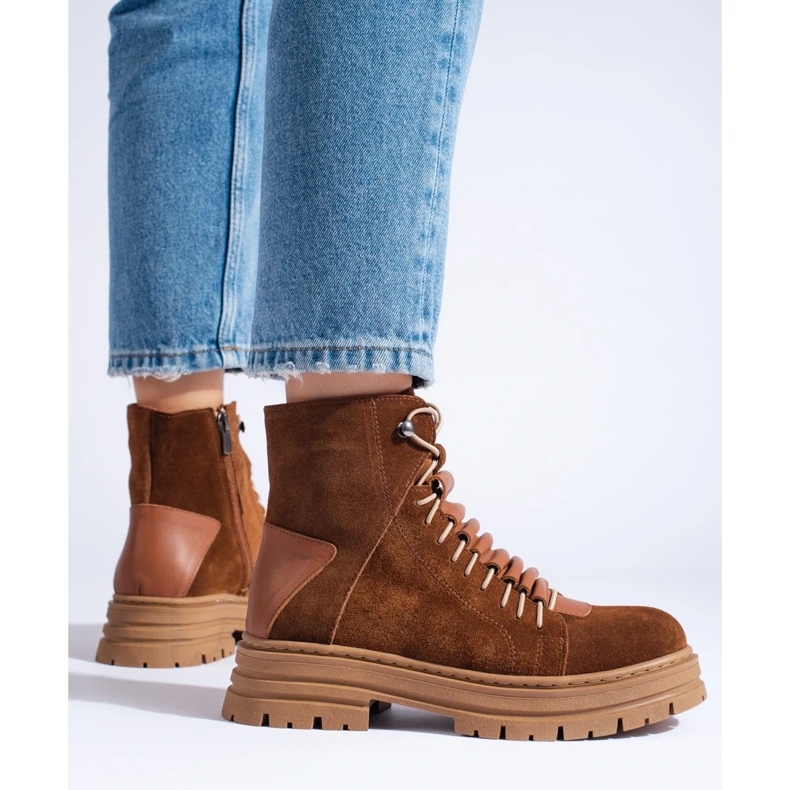 Hnědé kožené kozačky hnědý 1