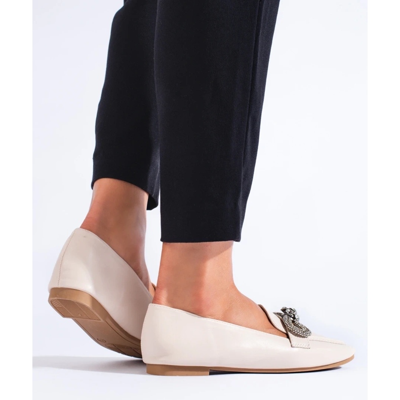 Elegantní dámské mokasíny se zdobením béžový 1