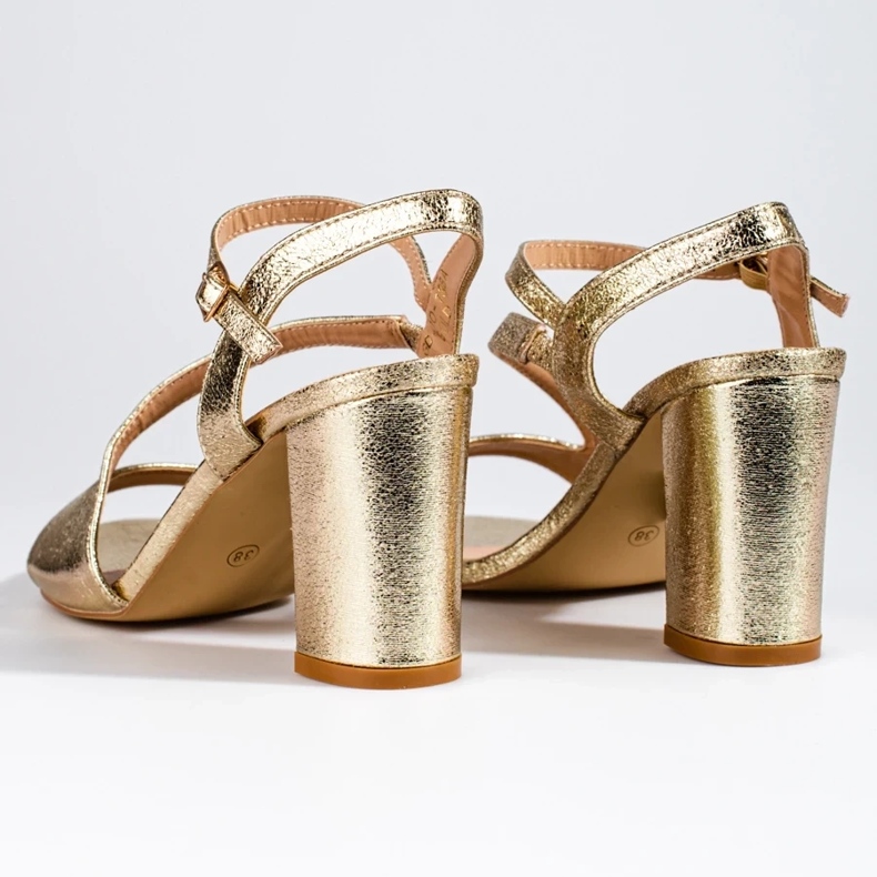 Elegantní dámské zlaté sandály Shelovet na sloupku černá 1