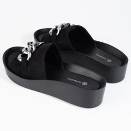 Pohodlné černé dámské pantofle Shelovet s řetízkem černá 2