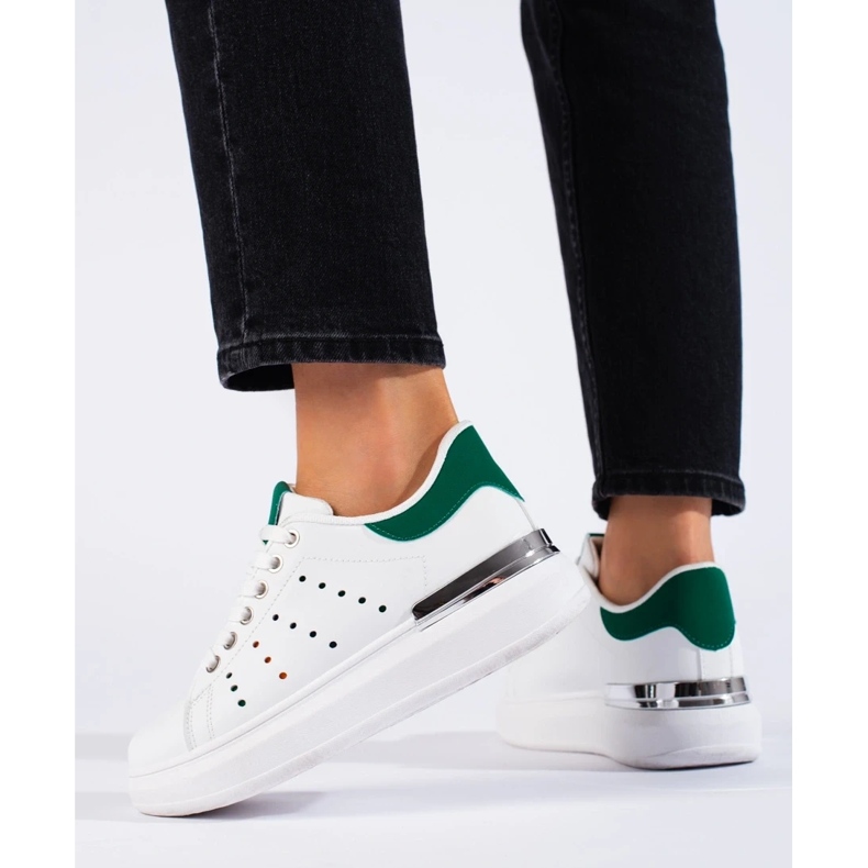 Bílé tenisky Shelovet se silnou podrážkou bílý 2