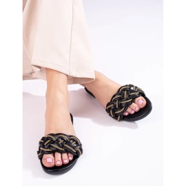 Elegantní černé sandály s řetízkem od Shelovet černý 2