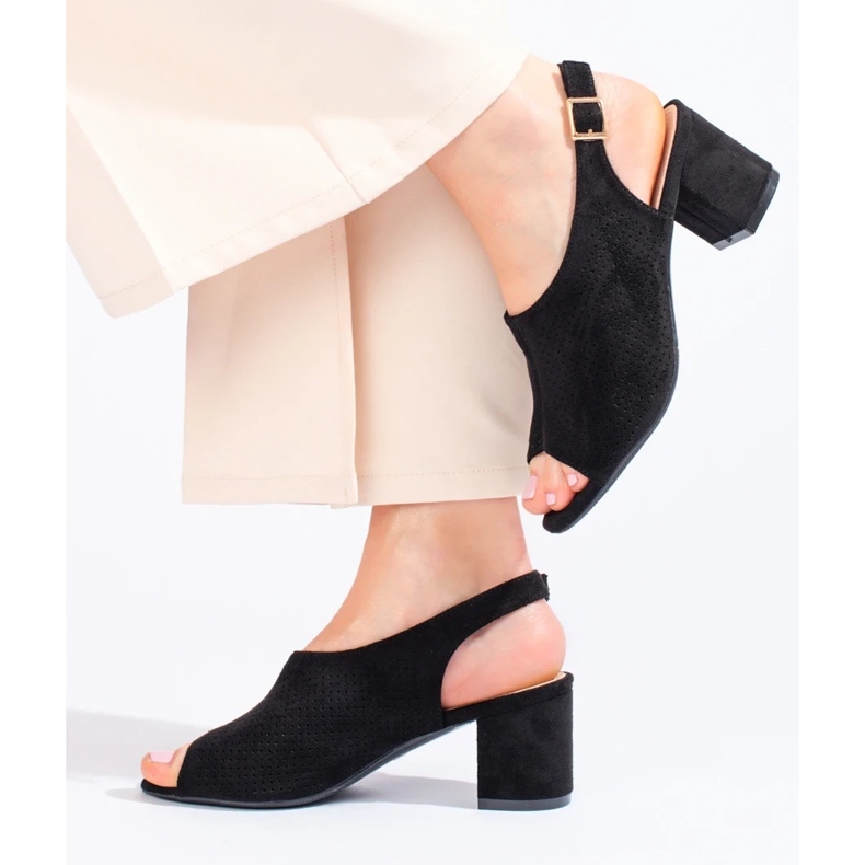 W. Potocki Shelovet černé prolamované sandály na vysokém podpatku černá 1