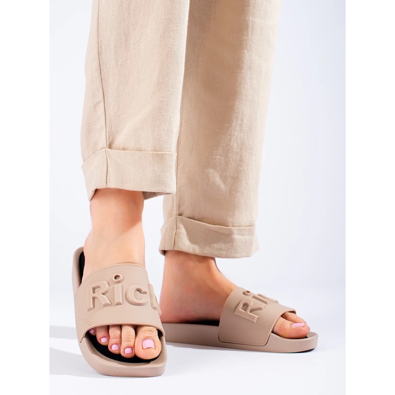 W. Potocki Dámské béžové pantofle značky Potocki béžový 1