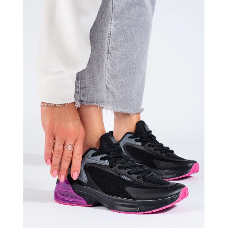 Dámské černé sportovní boty Big Star LL274335 černá 2