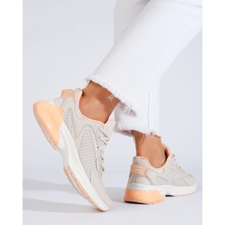 Dámské béžové sportovní boty LL274336 Big Star béžový 2