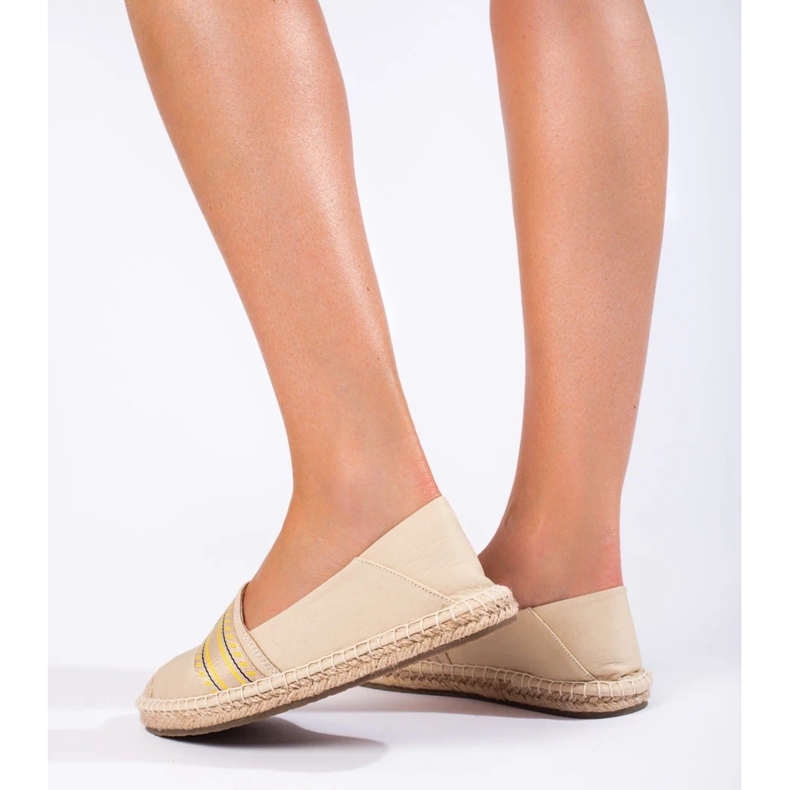 Béžové dámské espadrilky Big Star LL274895 béžový 1