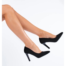 Černé semišové lodičky na vysokém podpatku značky Shelovet černá 2