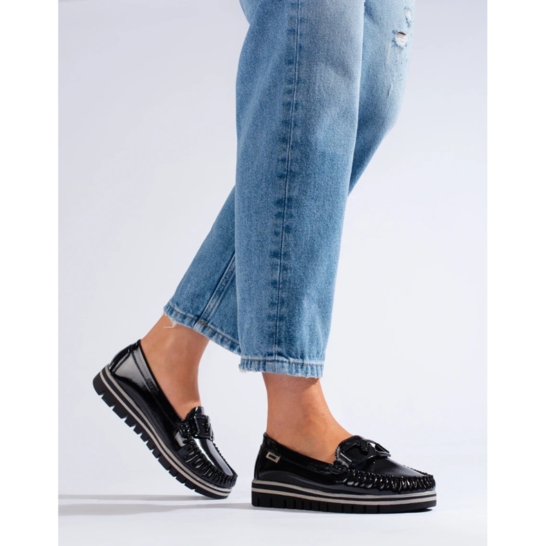 Patentované černé mokasíny Shelovet na platformě černá 2