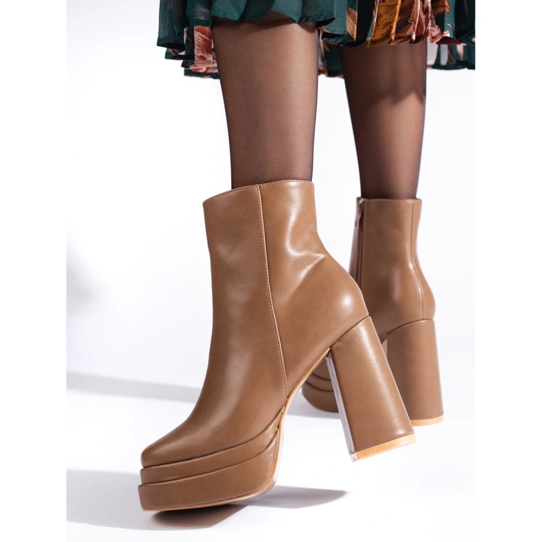 SHELOVET Tmavě béžové kotníkové boty na vysokém podpatku hnědý 2