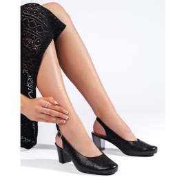 Sergio Leone Dámské prolamované černé lodičky černý 1