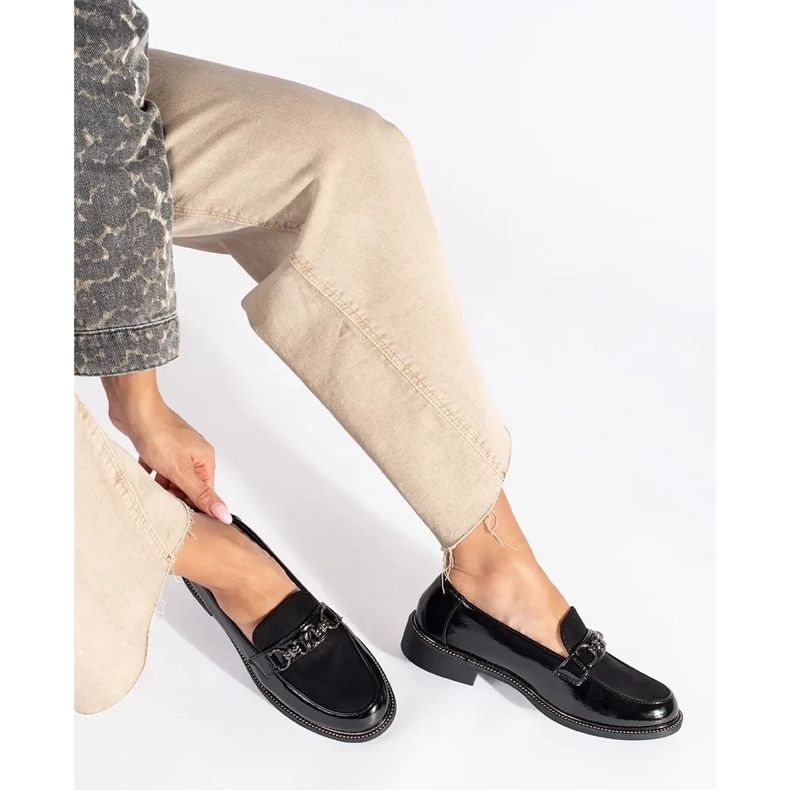 Černé elegantní dámské mokasíny černý 2