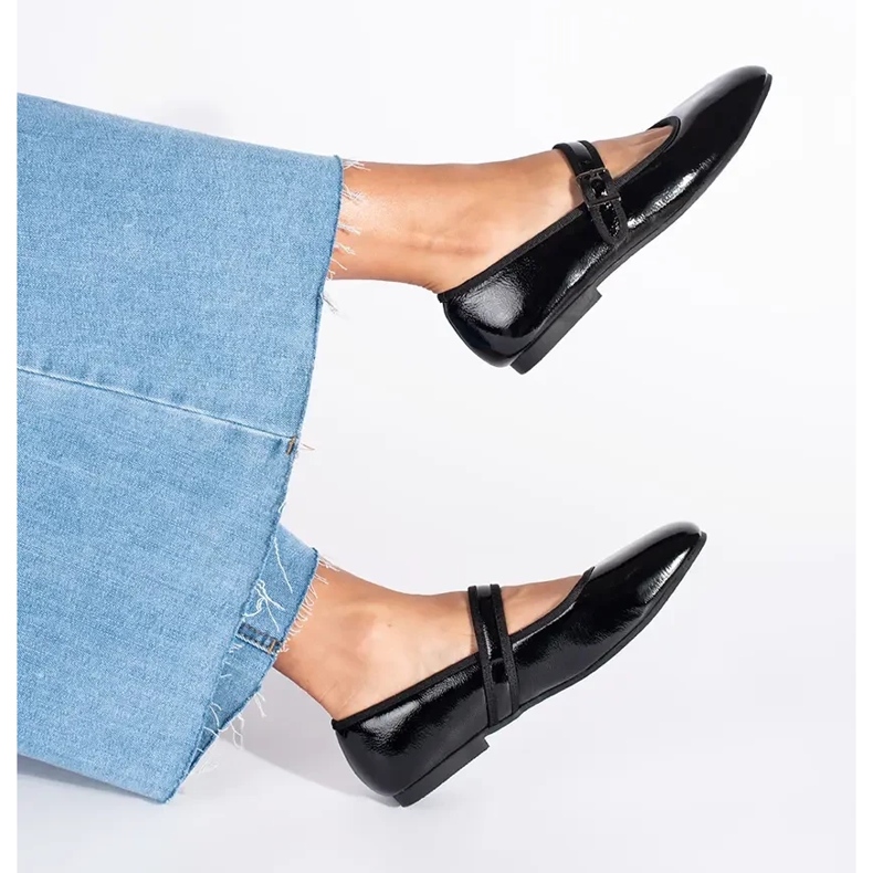 Dámské černé lakované baleríny černý 1