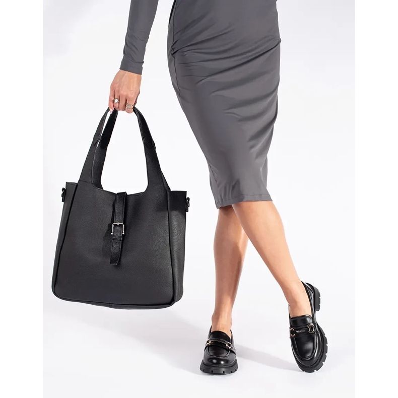 Černé elegantní dámské mokasíny černá 2