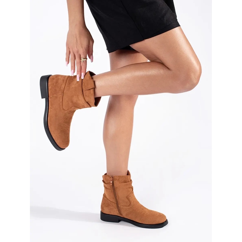 Dámské hnědé semišové kovbojské boty hnědý 1